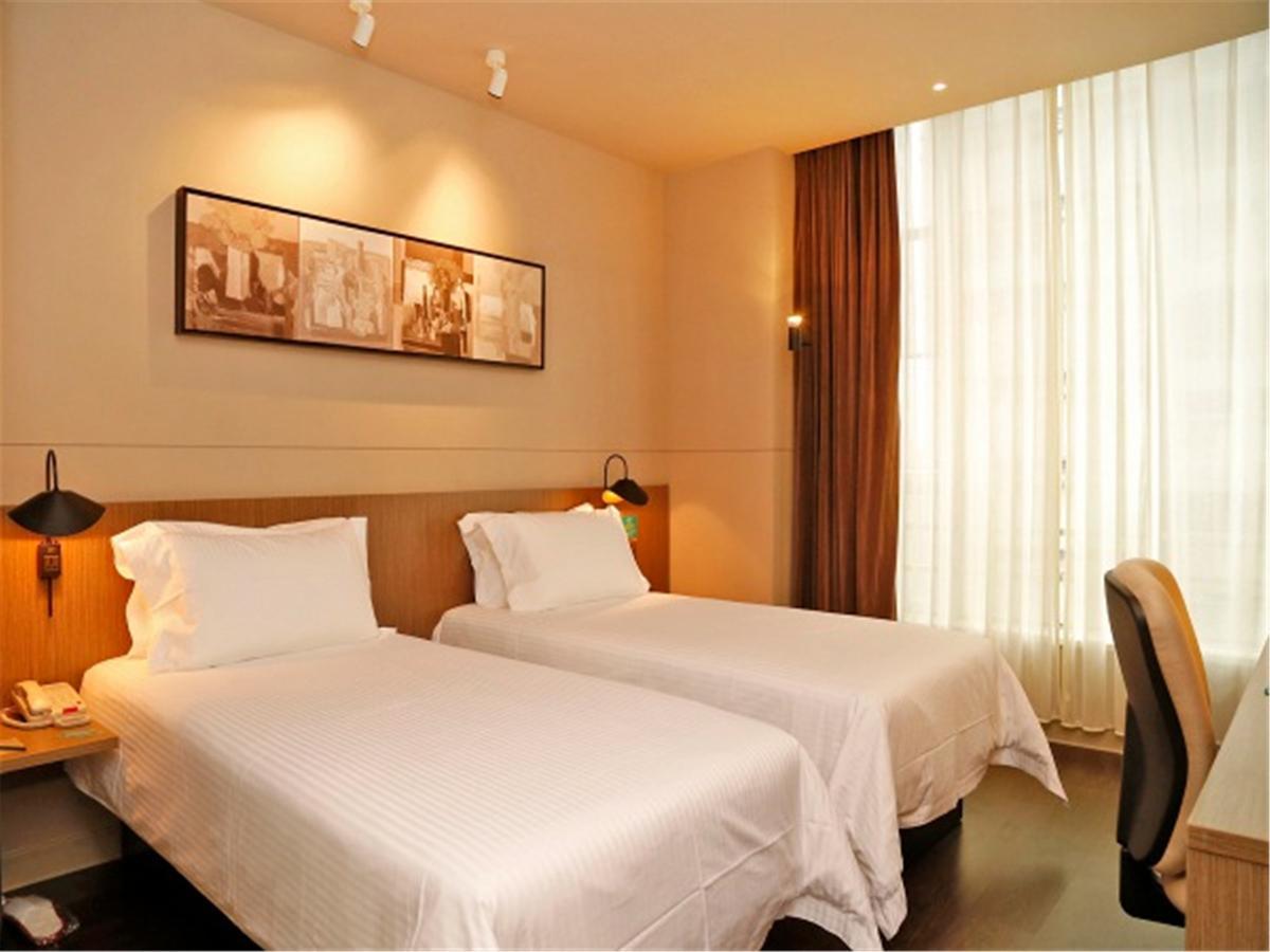 Jinjiang Inn Selected Shenzhen Huanggang Port Huangcheng Plaza Exterior photo