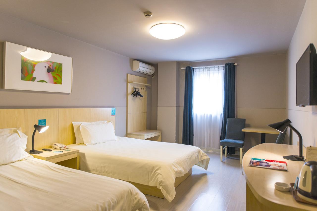 Jinjiang Inn Selected Shenzhen Huanggang Port Huangcheng Plaza Exterior photo