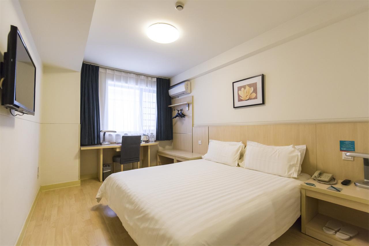 Jinjiang Inn Selected Shenzhen Huanggang Port Huangcheng Plaza Exterior photo
